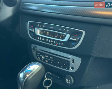 Бежевий Рено Меган, об'ємом двигуна 1.46 л та пробігом 246 тис. км за 6990 $, фото 62 на Automoto.ua