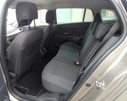 Бежевый Рено Меган, объемом двигателя 1.46 л и пробегом 250 тыс. км за 8500 $, фото 10 на Automoto.ua