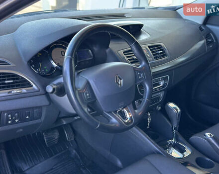 Бежевий Рено Меган, об'ємом двигуна 1.46 л та пробігом 246 тис. км за 6990 $, фото 34 на Automoto.ua