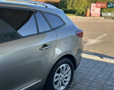 Бежевий Рено Меган, об'ємом двигуна 1.46 л та пробігом 246 тис. км за 6990 $, фото 25 на Automoto.ua