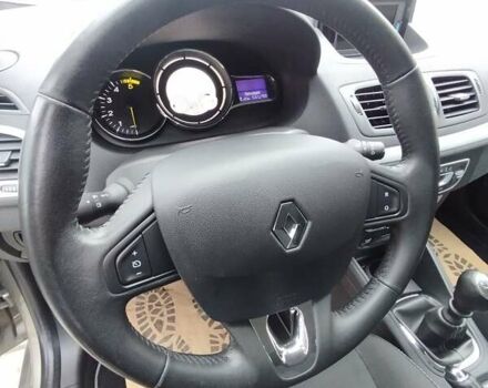 Бежевый Рено Меган, объемом двигателя 1.46 л и пробегом 250 тыс. км за 8500 $, фото 20 на Automoto.ua