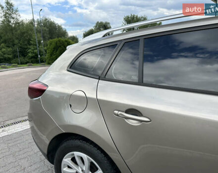 Бежевий Рено Меган, об'ємом двигуна 1.5 л та пробігом 245 тис. км за 7450 $, фото 22 на Automoto.ua