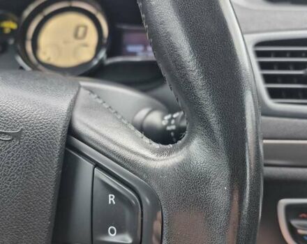 Бежевый Рено Меган, объемом двигателя 1.5 л и пробегом 260 тыс. км за 8999 $, фото 15 на Automoto.ua