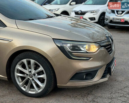 Бежевий Рено Меган, об'ємом двигуна 1.5 л та пробігом 241 тис. км за 12890 $, фото 2 на Automoto.ua