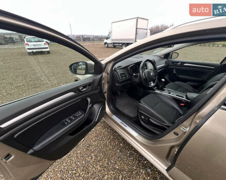 Бежевый Рено Меган, объемом двигателя 1.5 л и пробегом 128 тыс. км за 13500 $, фото 9 на Automoto.ua