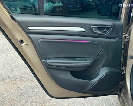 Бежевый Рено Меган, объемом двигателя 1.5 л и пробегом 241 тыс. км за 12890 $, фото 18 на Automoto.ua