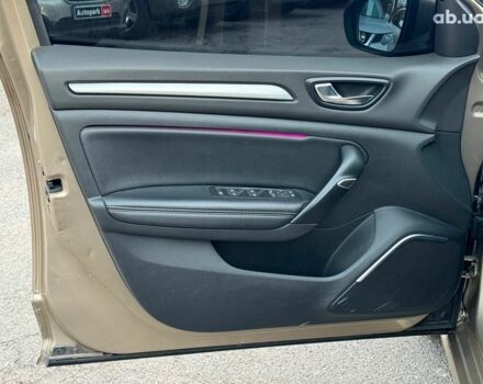 Бежевый Рено Меган, объемом двигателя 1.5 л и пробегом 241 тыс. км за 12890 $, фото 13 на Automoto.ua