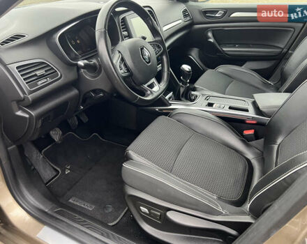 Бежевый Рено Меган, объемом двигателя 1.5 л и пробегом 128 тыс. км за 13500 $, фото 31 на Automoto.ua