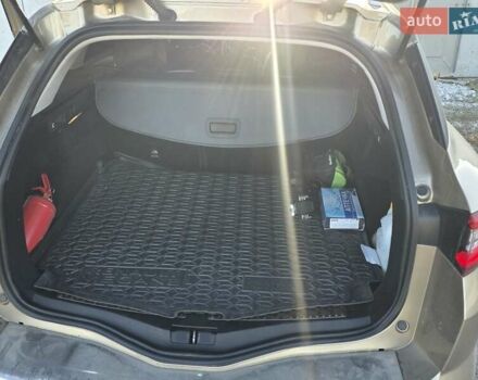 Бежевый Рено Меган, объемом двигателя 1.5 л и пробегом 218 тыс. км за 13500 $, фото 6 на Automoto.ua