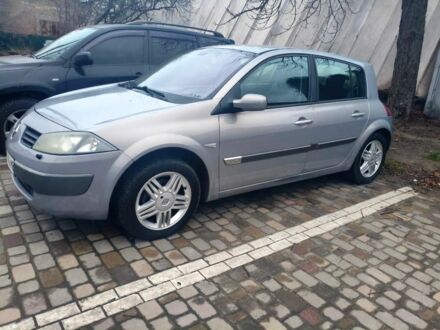 Бежевый Рено Меган, объемом двигателя 2 л и пробегом 209 тыс. км за 4000 $, фото 1 на Automoto.ua