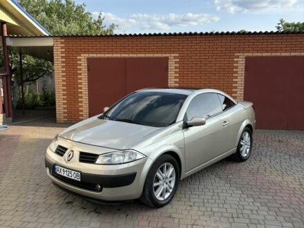 Рено Меган 2004 у Карловке на Automoto.ua Бежевий Рено Меган, об'ємом двигуна 1.9 л та пробігом 195 тис. км за 5900 $, фото 1 на Automoto.ua