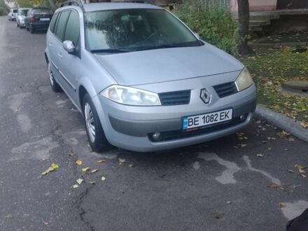 Рено Меган 2005 в Николаеве на Automoto.ua Бежевый Рено Меган, объемом двигателя 1.6 л и пробегом 252 тыс. км за 4800 $, фото 1 на Automoto.ua