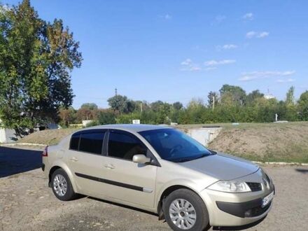 Бежевый Рено Меган, объемом двигателя 1.6 л и пробегом 360 тыс. км за 4800 $, фото 1 на Automoto.ua