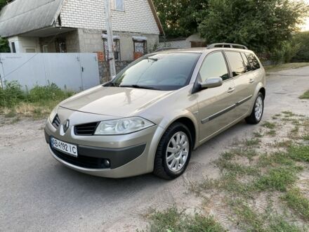 Рено Меган 2006 в Кременчуге на Automoto.ua Бежевый Рено Меган, объемом двигателя 1.6 л и пробегом 256 тыс. км за 4750 $, фото 1 на Automoto.ua