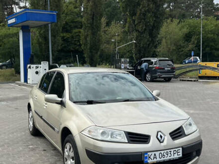 Бежевый Рено Меган, объемом двигателя 1.6 л и пробегом 248 тыс. км за 3800 $, фото 1 на Automoto.ua