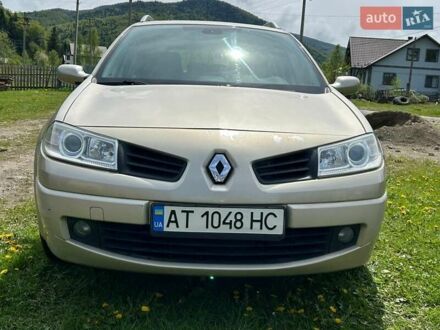 Рено Меган 2006 в Ивано-Франковске на Automoto.ua Бежевый Рено Меган, объемом двигателя 1.6 л и пробегом 189 тыс. км за 4700 $, фото 1 на Automoto.ua