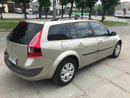 Рено Меган 2007 у Черкасах на Automoto.ua Бежевий Рено Меган, об'ємом двигуна 1.6 л та пробігом 228 тис. км за 5570 $, фото 1 на Automoto.ua