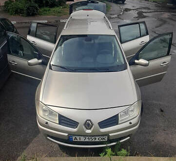 Бежевый Рено Меган, объемом двигателя 1.6 л и пробегом 370 тыс. км за 4000 $, фото 1 на Automoto.ua