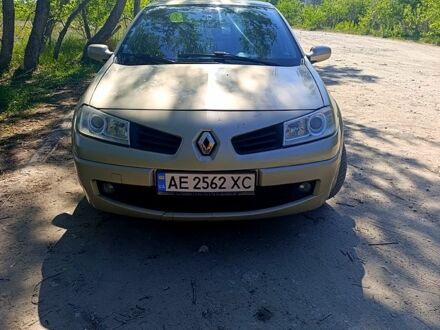 Рено Меган 2008 в Каменское - Днепродзержинск на Automoto.ua Бежевый Рено Меган, объемом двигателя 1.6 л и пробегом 266 тыс. км за 5500 $, фото 1 на Automoto.ua