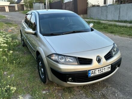 Рено Меган 2008 у Дніпро (Дніпропетровську) на Automoto.ua Бежевий Рено Меган, об'ємом двигуна 1.4 л та пробігом 206 тис. км за 4950 $, фото 1 на Automoto.ua