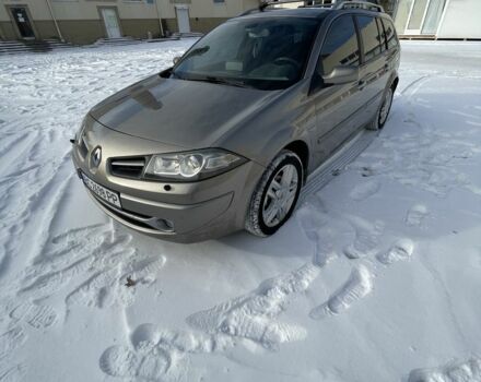 Бежевый Рено Меган, объемом двигателя 2 л и пробегом 2 тыс. км за 6000 $, фото 1 на Automoto.ua