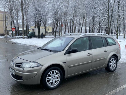 Бежевый Рено Меган, объемом двигателя 1.6 л и пробегом 299 тыс. км за 4900 $, фото 1 на Automoto.ua