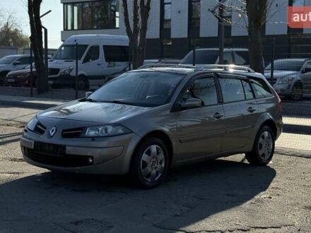 Бежевый Рено Меган, объемом двигателя 1.6 л и пробегом 209 тыс. км за 5650 $, фото 1 на Automoto.ua