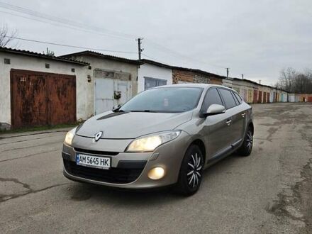 Бежевий Рено Меган, об'ємом двигуна 1.6 л та пробігом 209 тис. км за 5750 $, фото 1 на Automoto.ua