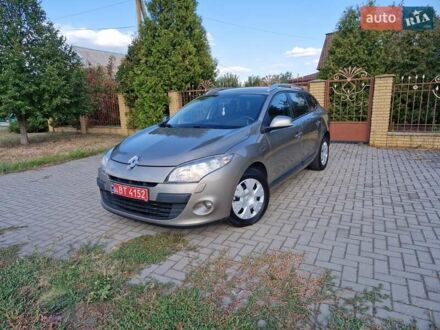 Бежевий Рено Меган, об'ємом двигуна 1.6 л та пробігом 256 тис. км за 7300 $, фото 1 на Automoto.ua