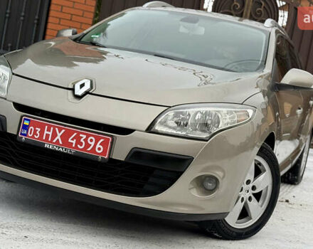 Бежевый Рено Меган, объемом двигателя 1.4 л и пробегом 225 тыс. км за 7500 $, фото 1 на Automoto.ua