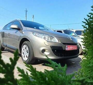 Рено Меган 2010 в Тетиеве на Automoto.ua Бежевый Рено Меган, объемом двигателя 1.6 л и пробегом 216 тыс. км за 7600 $, фото 1 на Automoto.ua