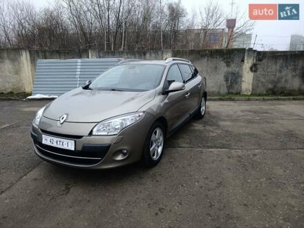 Бежевый Рено Меган, объемом двигателя 1.4 л и пробегом 248 тыс. км за 5650 $, фото 1 на Automoto.ua