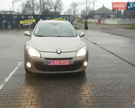 Бежевый Рено Меган, объемом двигателя 1.46 л и пробегом 204 тыс. км за 7400 $, фото 1 на Automoto.ua