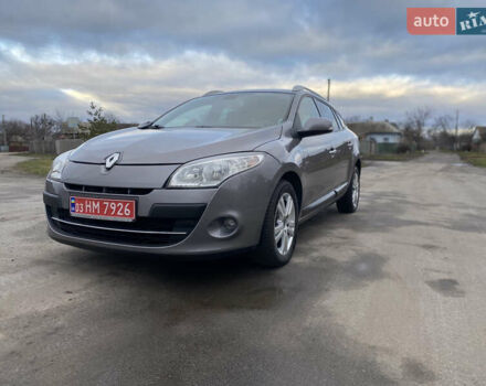 Бежевый Рено Меган, объемом двигателя 1.6 л и пробегом 192 тыс. км за 7400 $, фото 1 на Automoto.ua