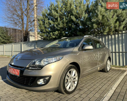 Бежевый Рено Меган, объемом двигателя 1.5 л и пробегом 246 тыс. км за 8200 $, фото 1 на Automoto.ua