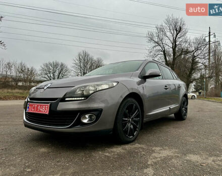 Бежевый Рено Меган, объемом двигателя 1.5 л и пробегом 223 тыс. км за 7800 $, фото 1 на Automoto.ua