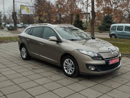 Бежевый Рено Меган, объемом двигателя 1.46 л и пробегом 250 тыс. км за 8500 $, фото 1 на Automoto.ua