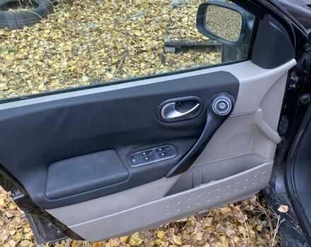 Черный Рено Меган, объемом двигателя 1.6 л и пробегом 250 тыс. км за 2100 $, фото 3 на Automoto.ua