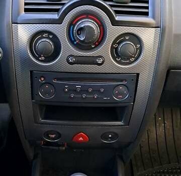 Рено Меган 2004 в Тернополе на Automoto.ua Черный Рено Меган, объемом двигателя 1.6 л и пробегом 186 тыс. км за 4200 $, фото 9 на Automoto.ua