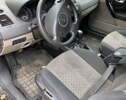 Черный Рено Меган, объемом двигателя 1.6 л и пробегом 250 тыс. км за 2100 $, фото 2 на Automoto.ua