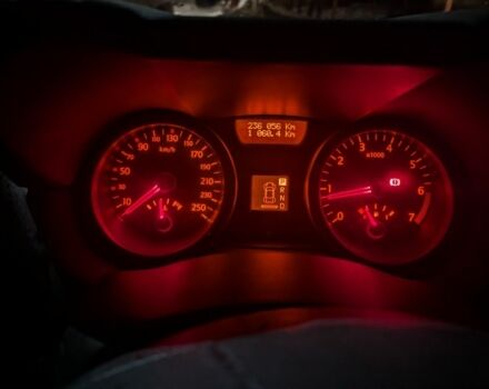 Чорний Рено Меган, об'ємом двигуна 2 л та пробігом 236 тис. км за 4300 $, фото 5 на Automoto.ua