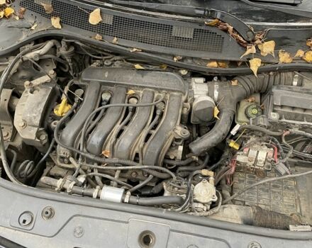 Черный Рено Меган, объемом двигателя 1.6 л и пробегом 250 тыс. км за 2100 $, фото 4 на Automoto.ua