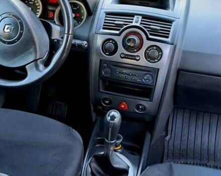 Рено Меган 2004 в Тернополе на Automoto.ua Черный Рено Меган, объемом двигателя 1.6 л и пробегом 186 тыс. км за 4200 $, фото 8 на Automoto.ua