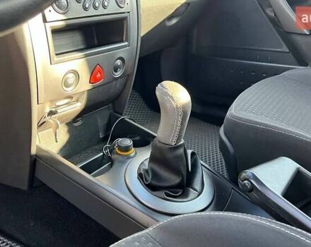 Чорний Рено Меган, об'ємом двигуна 1.6 л та пробігом 255 тис. км за 5290 $, фото 18 на Automoto.ua