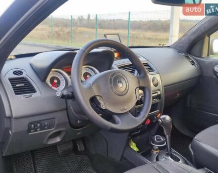 Черный Рено Меган, объемом двигателя 1.5 л и пробегом 240 тыс. км за 3700 $, фото 8 на Automoto.ua