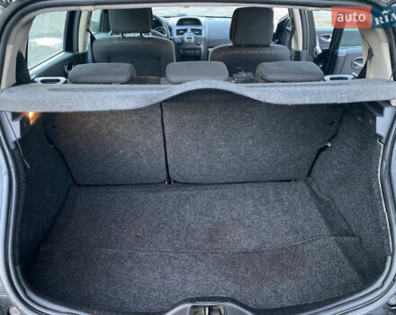 Рено Меган 2006 в Жмеренке на Automoto.ua Черный Рено Меган, объемом двигателя 1.46 л и пробегом 260 тыс. км за 3850 $, фото 17 на Automoto.ua