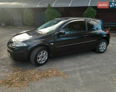 Черный Рено Меган, объемом двигателя 1.6 л и пробегом 300 тыс. км за 4300 $, фото 5 на Automoto.ua