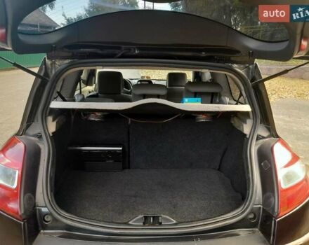 Черный Рено Меган, объемом двигателя 1.6 л и пробегом 300 тыс. км за 4300 $, фото 9 на Automoto.ua