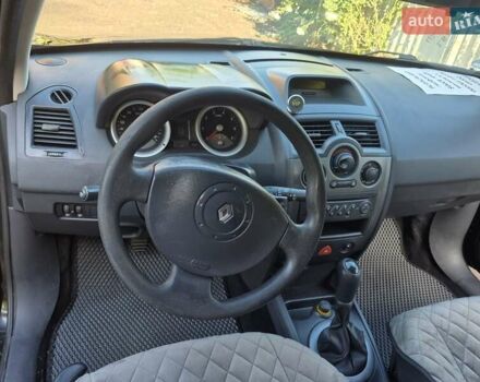 Рено Меган 2006 в Бердичеве на Automoto.ua Черный Рено Меган, объемом двигателя 1.6 л и пробегом 192 тыс. км за 4200 $, фото 10 на Automoto.ua