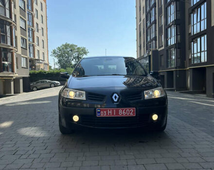 Черный Рено Меган, объемом двигателя 2 л и пробегом 219 тыс. км за 6350 $, фото 2 на Automoto.ua